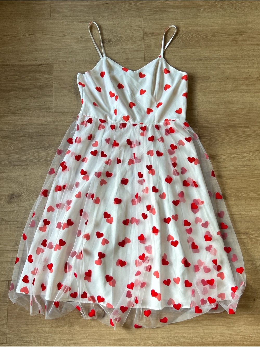 SHEIN White Spaghetti Strap Dress with Red Heart‎ Print